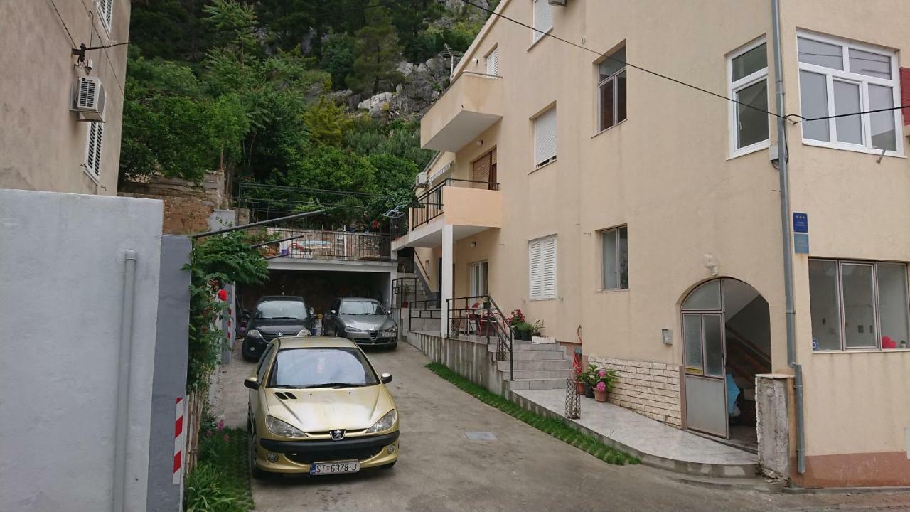 Apartment Lid Omiš Buitenkant foto