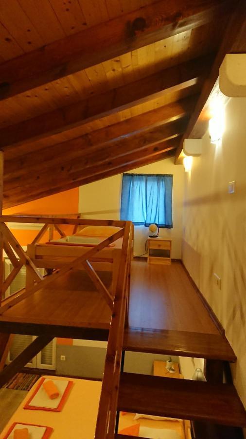 Apartment Lid Omiš Buitenkant foto